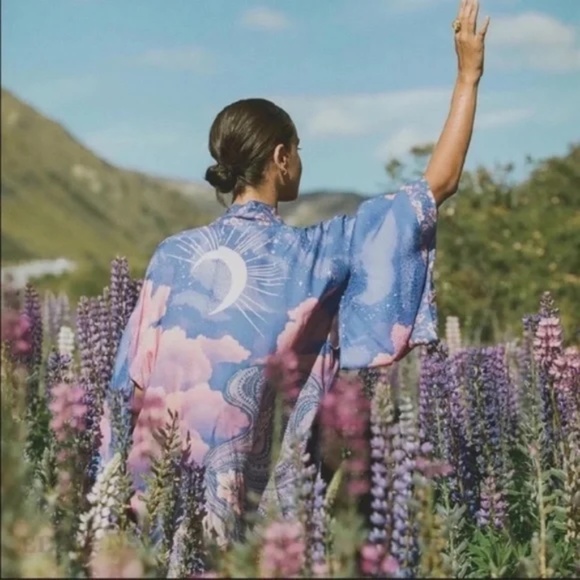 Cosmic Galaxy Moon Boho Short Kimono Coverup Robe - Picture 1 of 12
